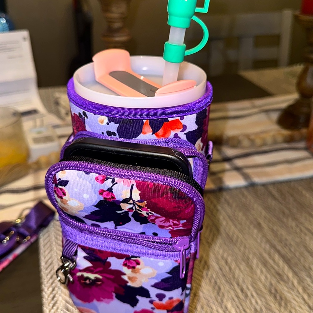 Water Bottle Cup Holder For Stanley 40oz Quencher In multicolor Flowers NWOT